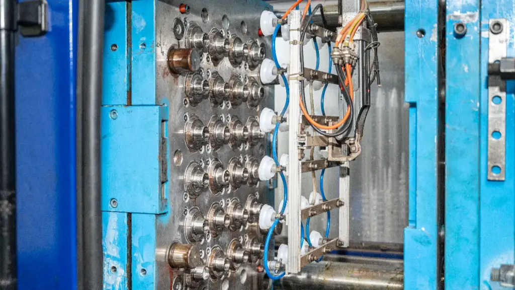 different types of molding process 2