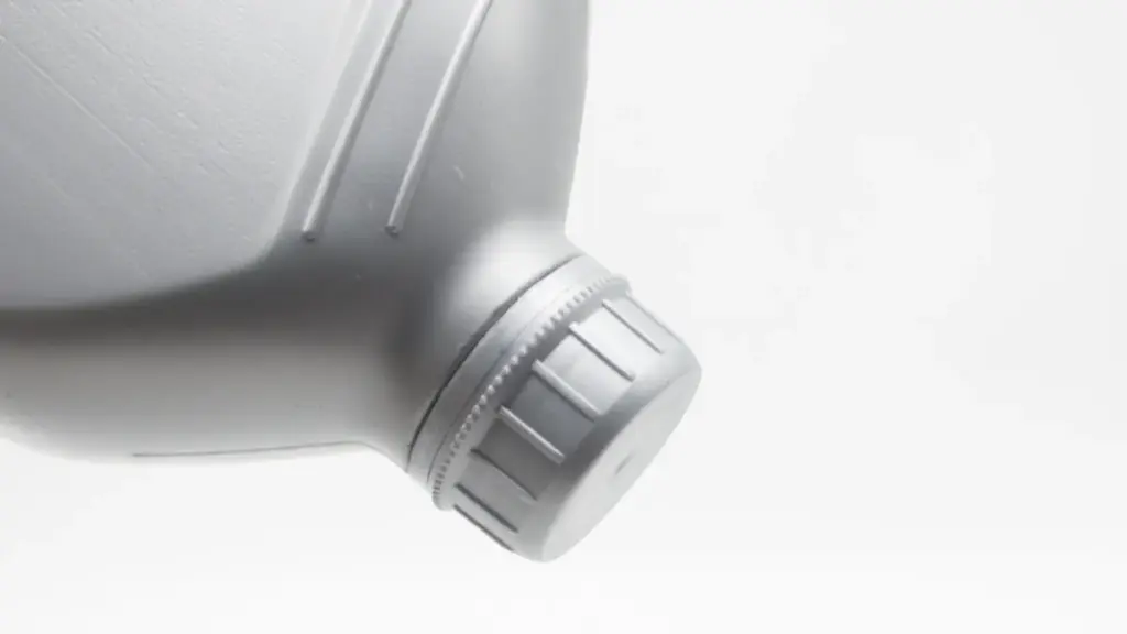 Mobil engine oil caps